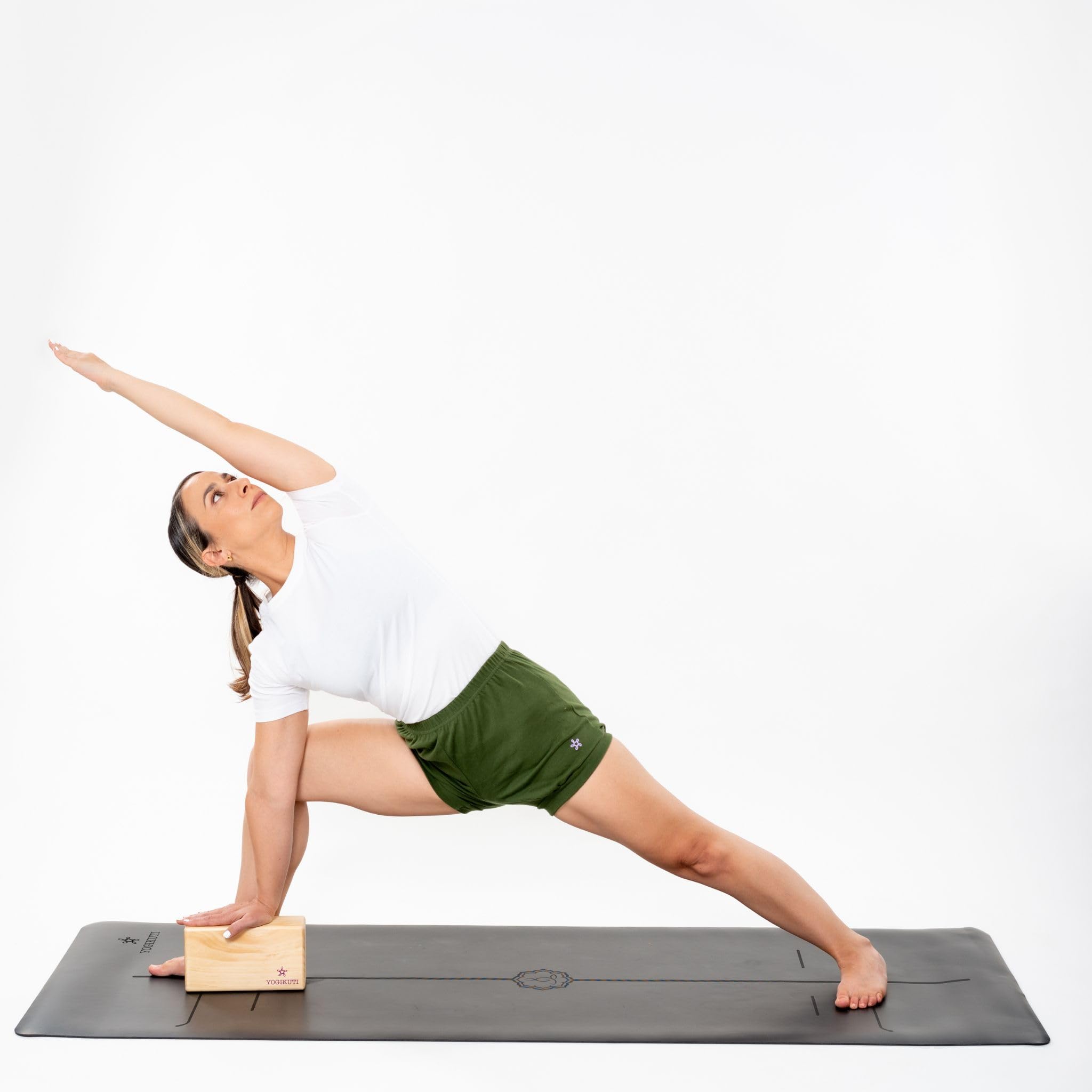 Amazon | Yogikutiヨガライト木製ブロック/アイアンガーヨガ